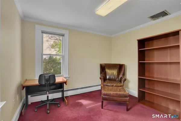 $2,000 | 36 School Street, Glastonbury, CT 06033