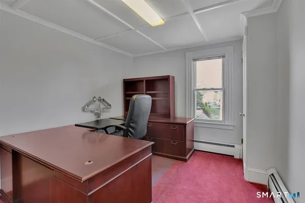 $2,000 | 36 School Street, Glastonbury, CT 06033