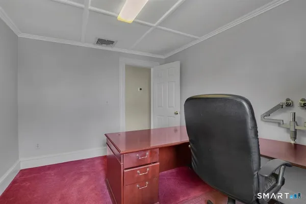 $2,000 | 36 School Street, Glastonbury, CT 06033