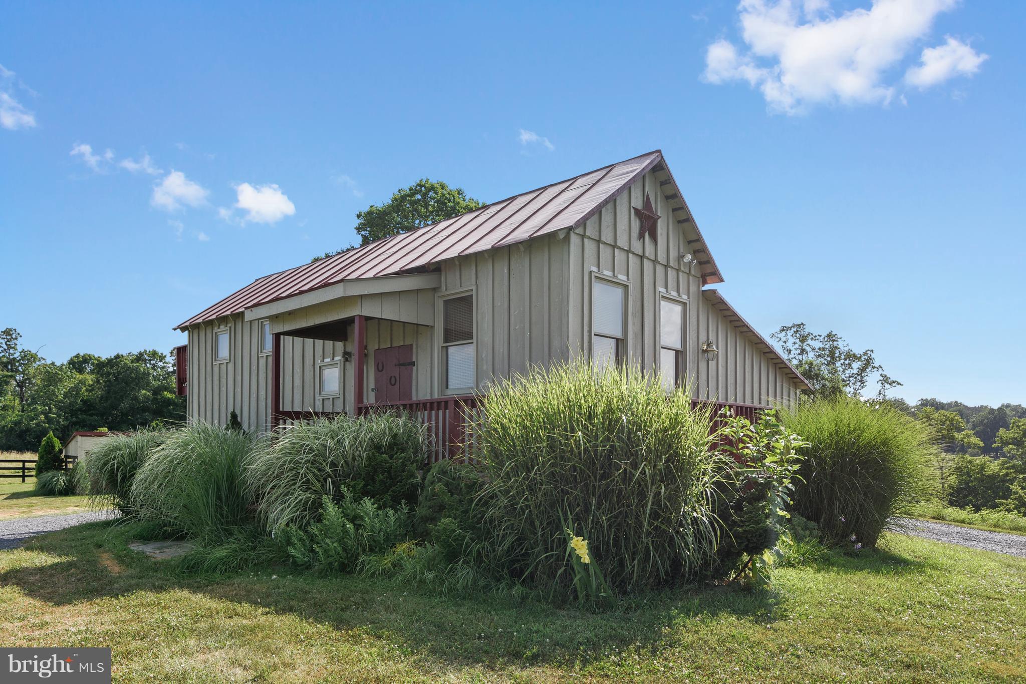 11403 Hume Road Hume, VA 22639 - Photo 22 of 30 Guest House