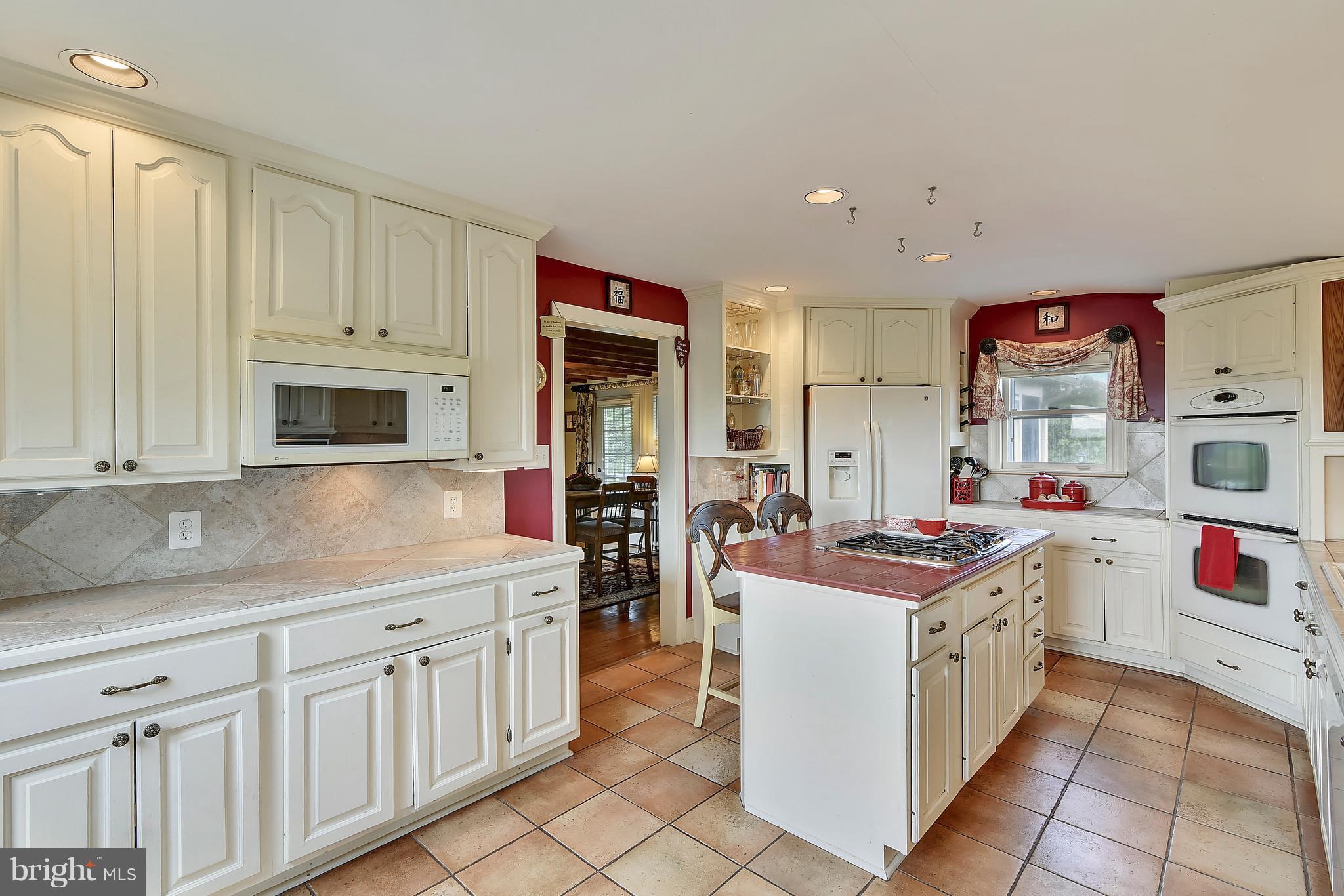 11403 Hume Road Hume, VA 22639 - Photo 4 of 30 Kitchen