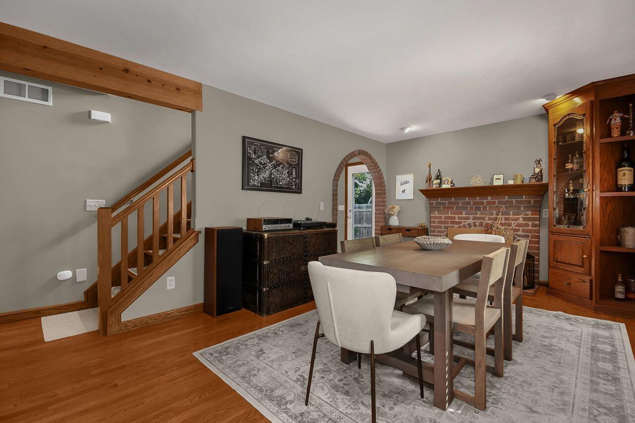 2210 Edgevale Road Columbus, OH 43221 - Photo 7 of 43 9