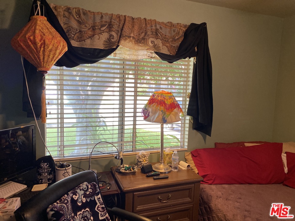10712 Shellyfield Road Downey, CA 90241 - Photo 14 of 29 Gallery Image 14
