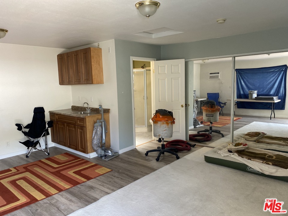 10712 Shellyfield Road Downey, CA 90241 - Photo 22 of 29 Gallery Image 22