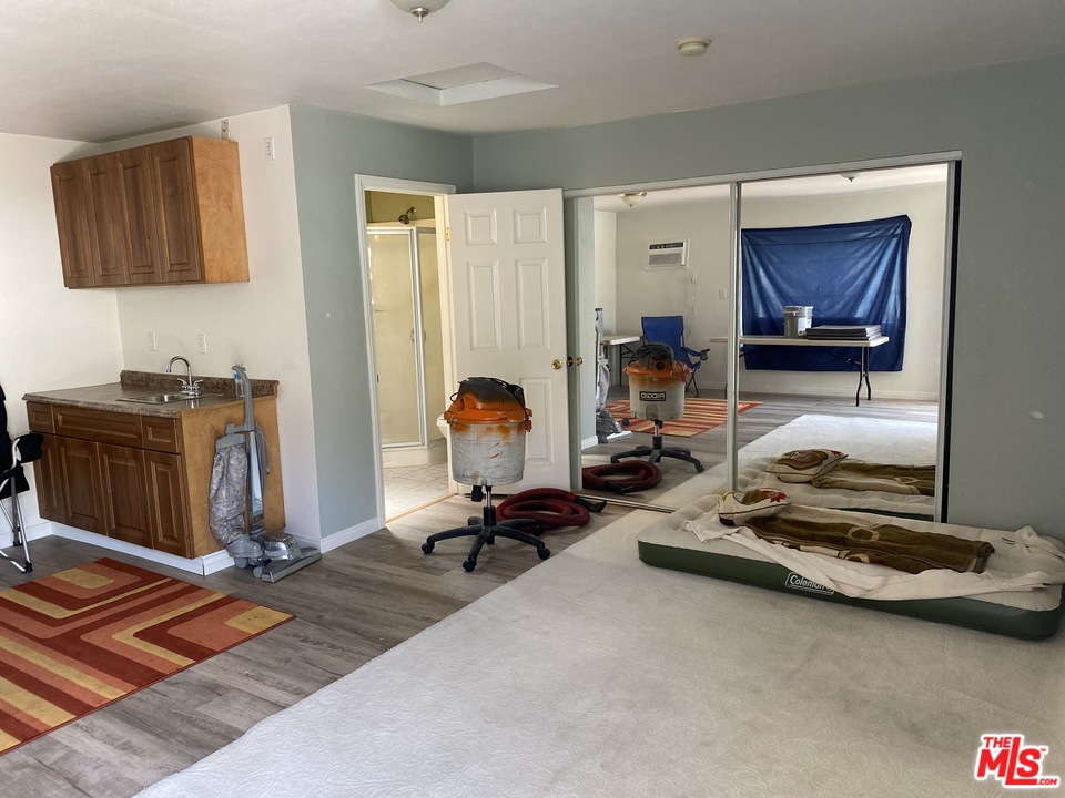 10712 Shellyfield Road Downey, CA 90241 - Photo 23 of 29 Gallery Image 23
