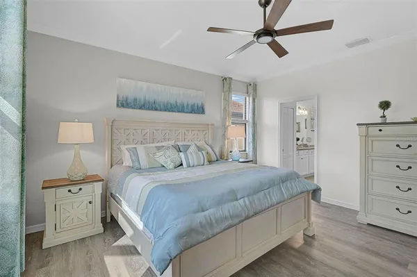 $650,000 | 10124 Marbella Drive, Bradenton, FL 34211