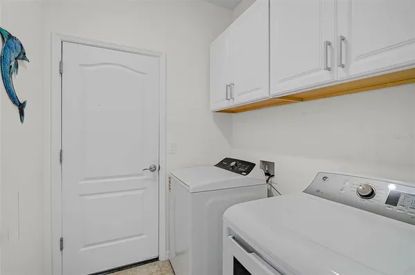 $650,000 | 10124 Marbella Drive, Bradenton, FL 34211