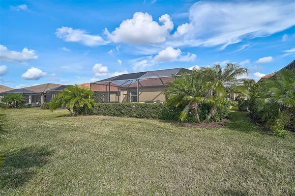 $650,000 | 10124 Marbella Drive, Bradenton, FL 34211