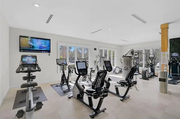 $650,000 | 10124 Marbella Drive, Bradenton, FL 34211