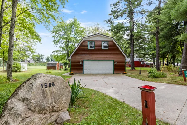$255,000 | 1566 East James Street, White Cloud, MI 49349