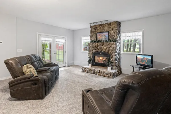 $255,000 | 1566 East James Street, White Cloud, MI 49349