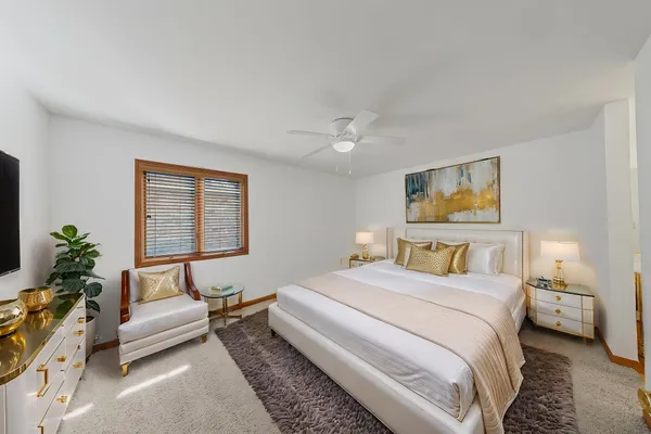 $244,900 | 2027 Ashbury Lane, Unit 2, Schererville, IN 46375