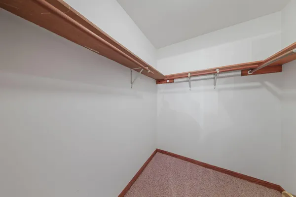 $244,900 | 2027 Ashbury Lane, Unit 2, Schererville, IN 46375