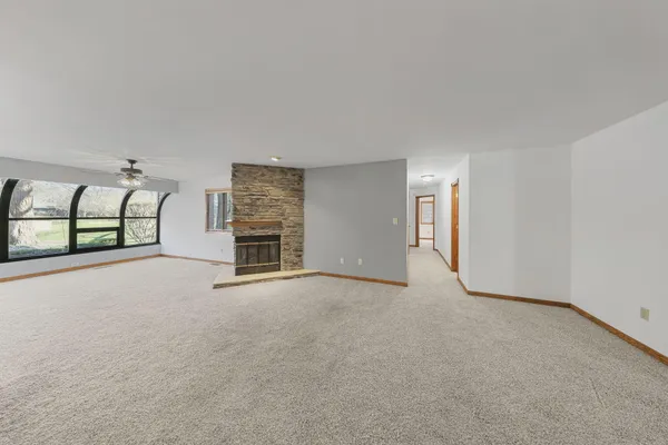 $244,900 | 2027 Ashbury Lane, Unit 2, Schererville, IN 46375