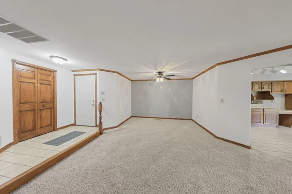 $244,900 | 2027 Ashbury Lane, Unit 2, Schererville, IN 46375