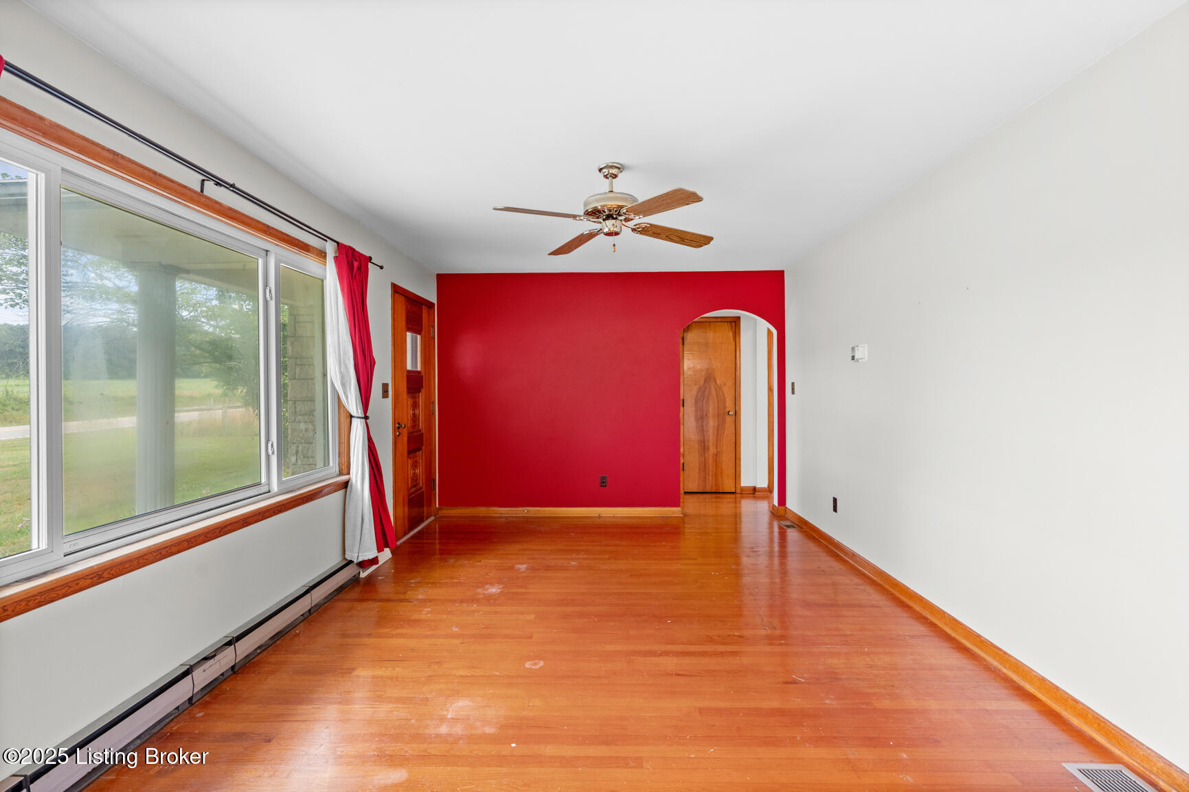 2725 Rhodelia Road Payneville, KY 40157 - Photo 8 of 50 8