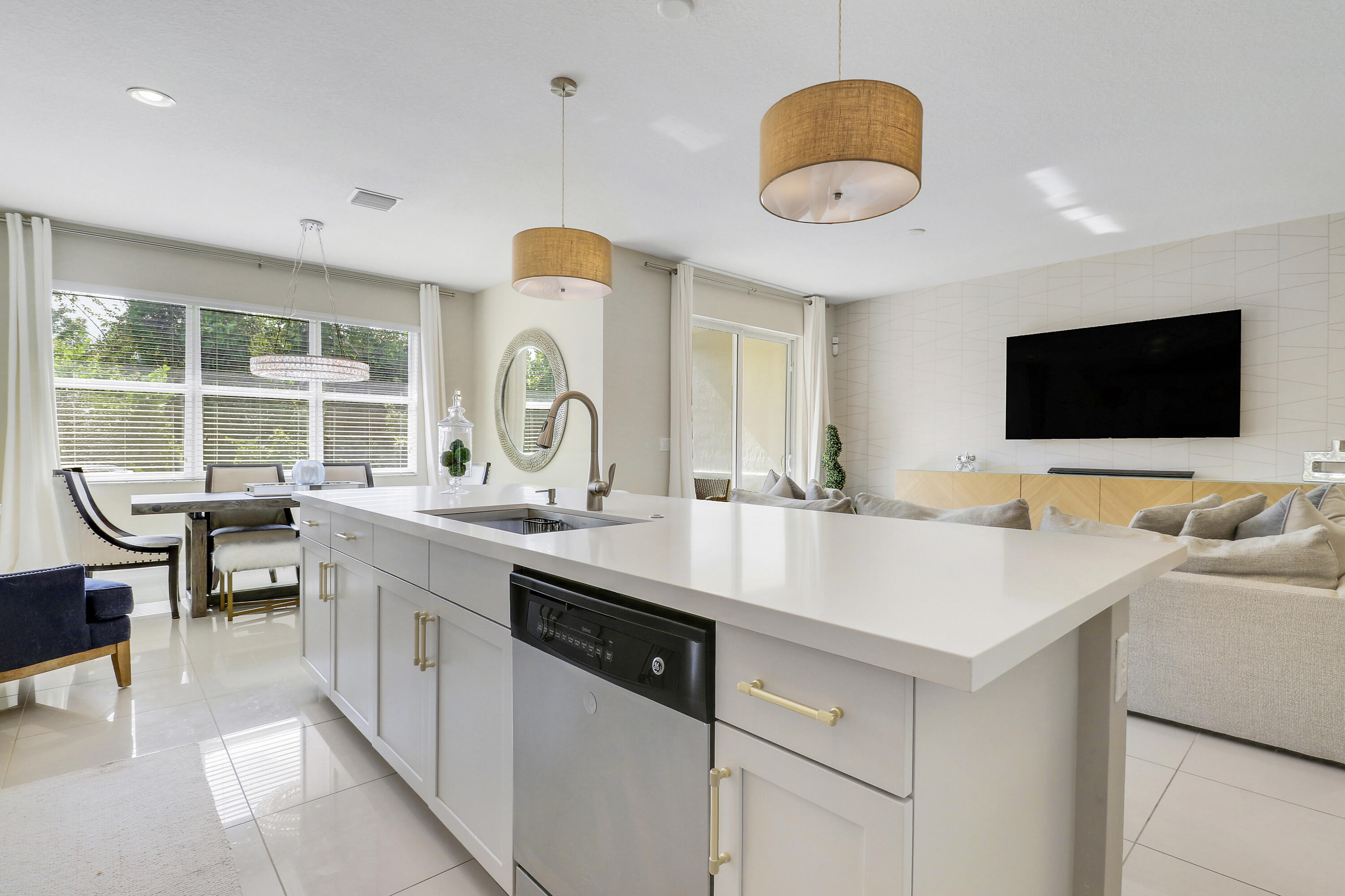 100 Northwest 69th Circle, Unit 71 Boca Raton, FL 33487 - Photo 20 of 56 Living Area