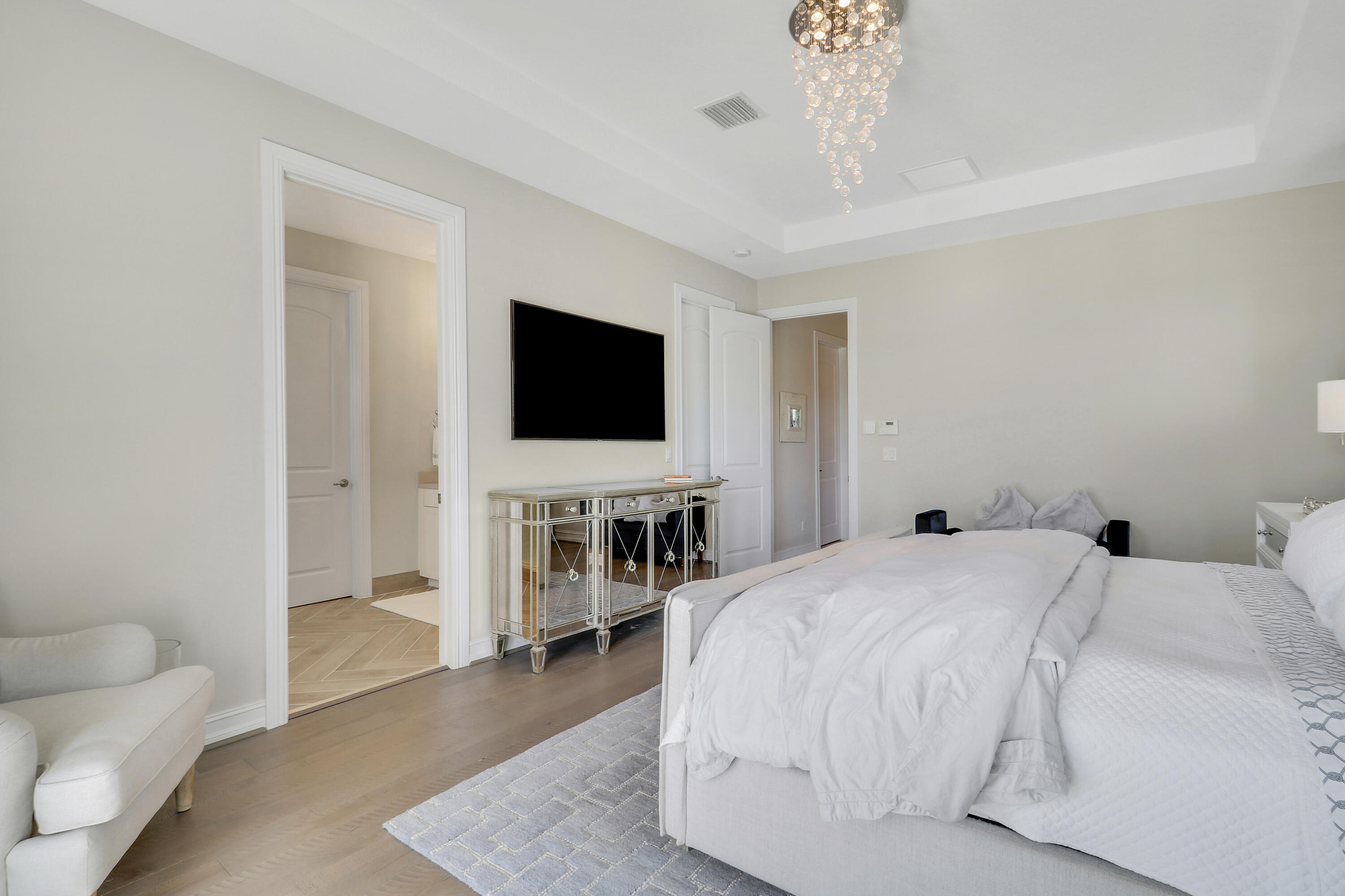 100 Northwest 69th Circle, Unit 71 Boca Raton, FL 33487 - Photo 25 of 56 Primary Bedroom