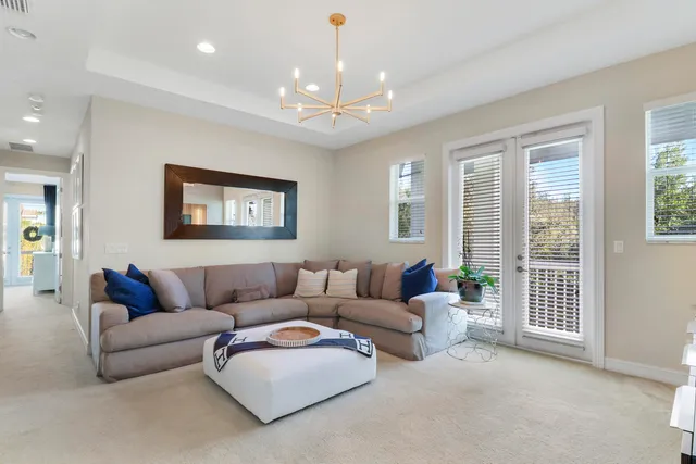 $880,000 | 100 Northwest 69th Circle, Unit 71, Boca Raton, FL 33487