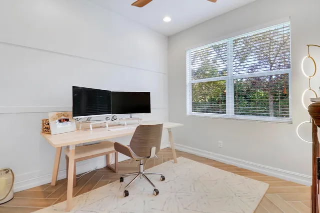 $880,000 | 100 Northwest 69th Circle, Unit 71, Boca Raton, FL 33487