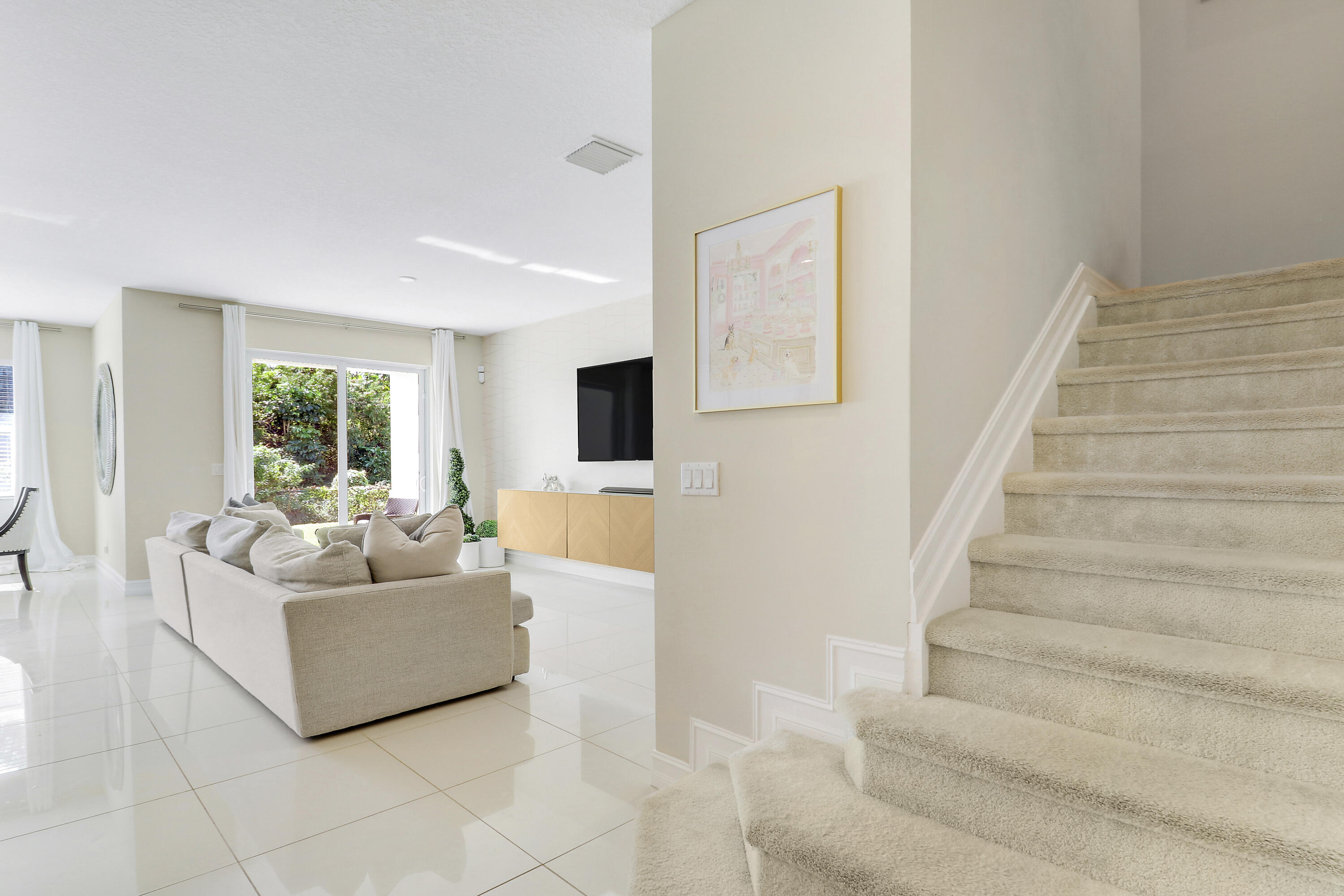 100 Northwest 69th Circle, Unit 71 Boca Raton, FL 33487 - Photo 9 of 56 Living Area