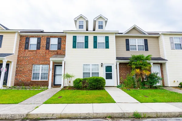 $1,175 | 1405 Timberlake Trail, Jacksonville, NC 28546