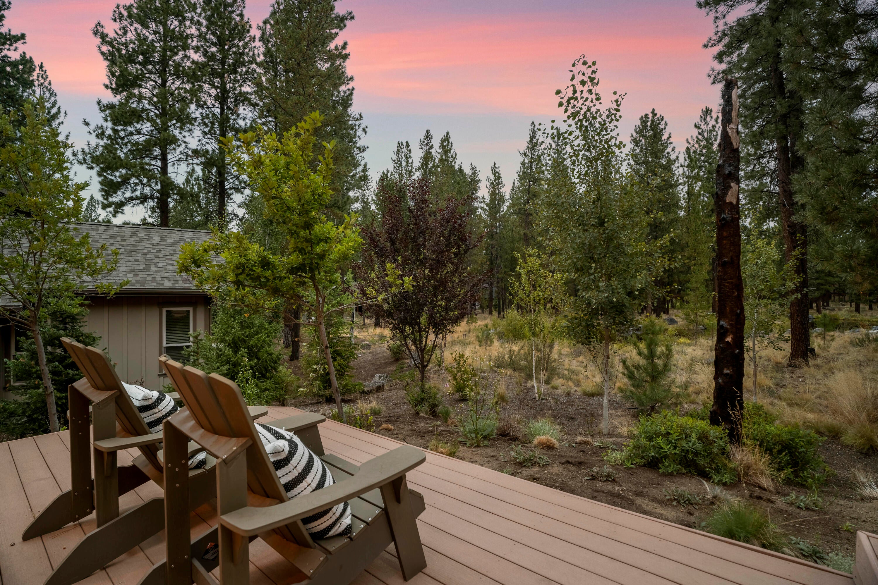 56236 Sable Rock Loop Bend, OR 97707 - Photo 6 of 38 08-Twilights