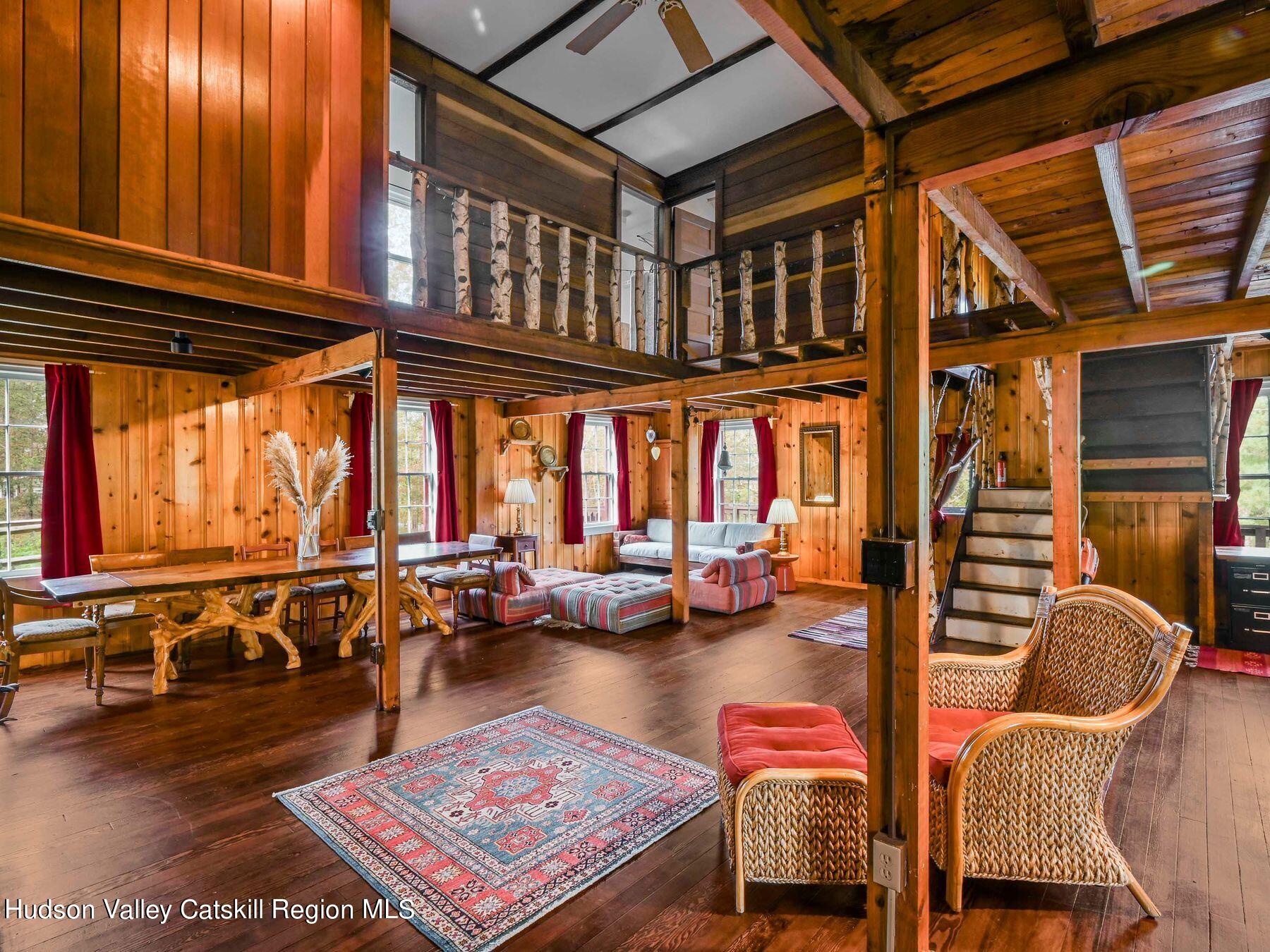264 Van Vlierden Road Saugerties, NY 12477 - Photo 3 of 59 photo_online_001
