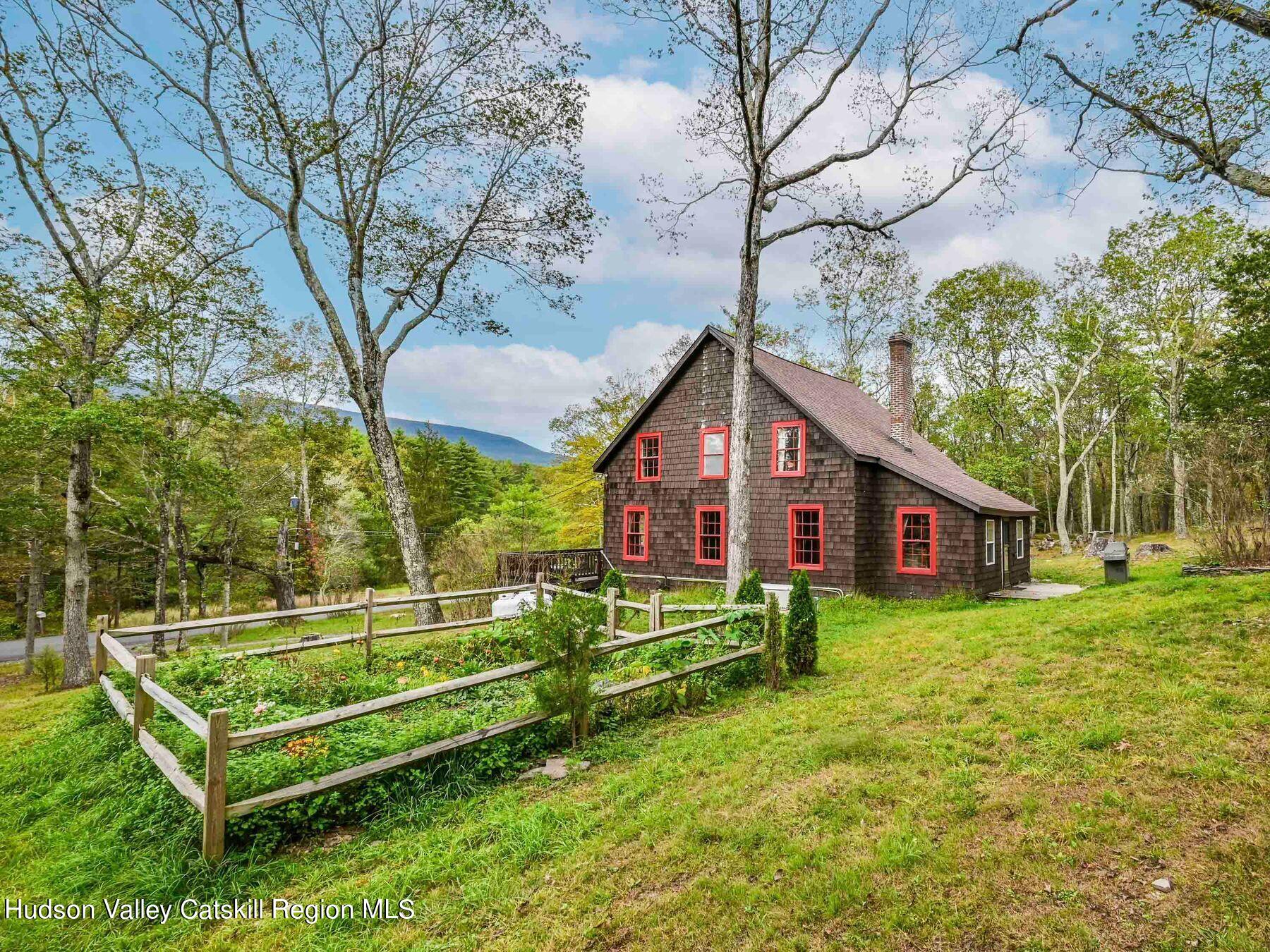264 Van Vlierden Road Saugerties, NY 12477 - Photo 49 of 59 photo_online_047