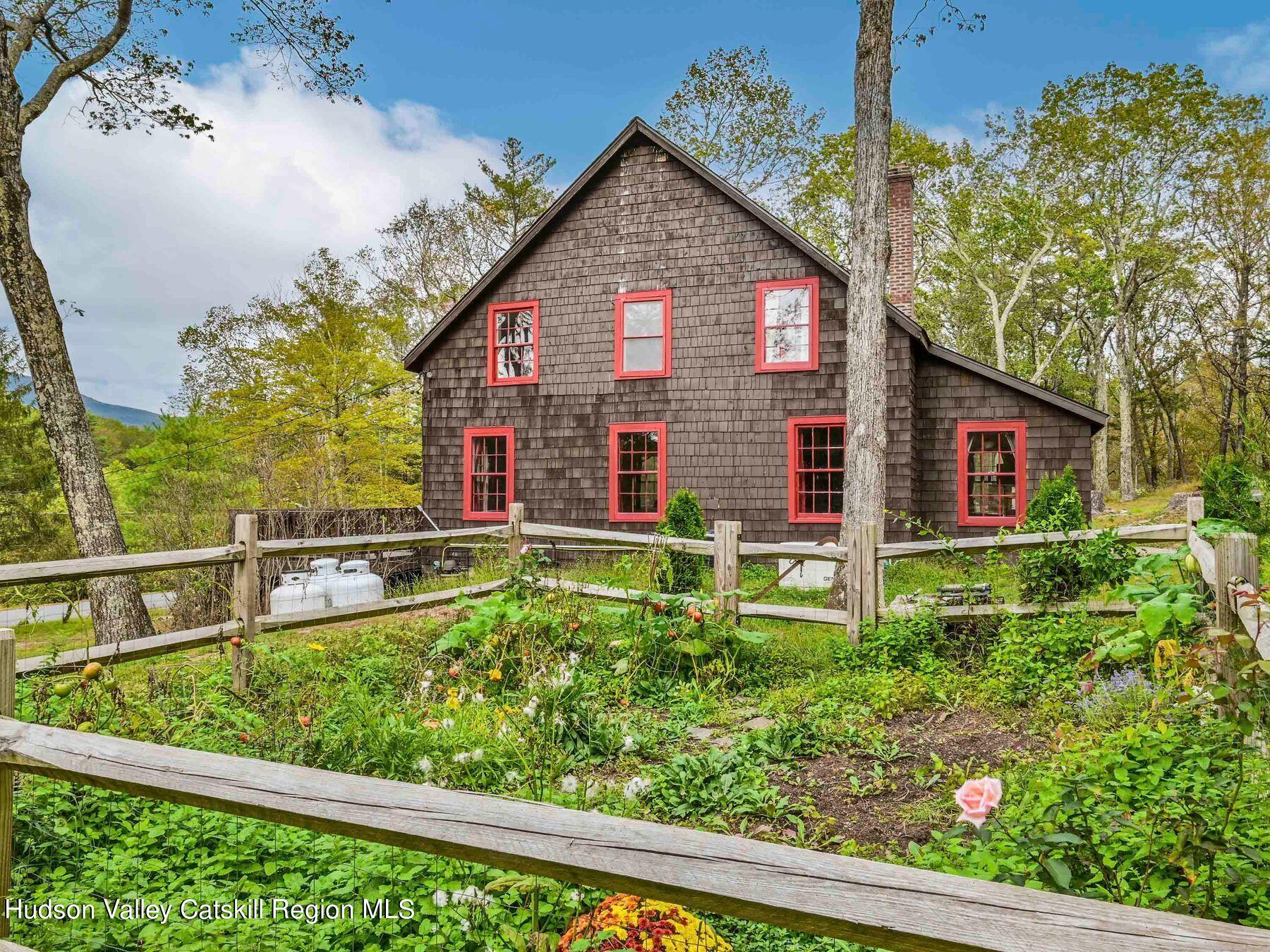264 Van Vlierden Road Saugerties, NY 12477 - Photo 50 of 59 photo_online_048