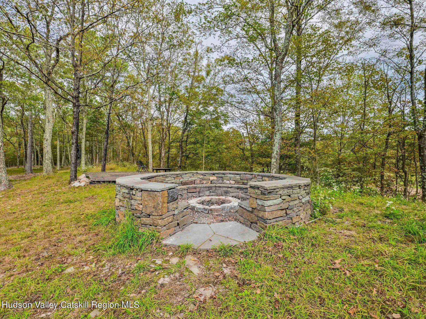 264 Van Vlierden Road Saugerties, NY 12477 - Photo 53 of 59 photo_online_051