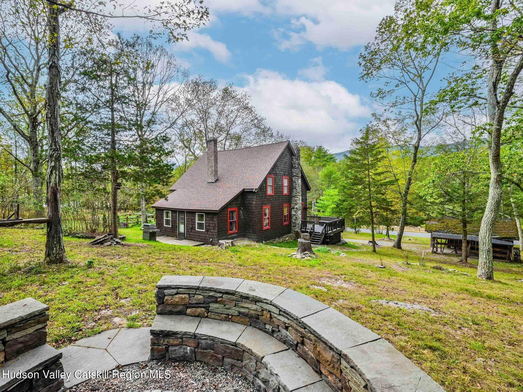 264 Van Vlierden Road Saugerties, NY 12477 - Photo 54 of 59 photo_online_052