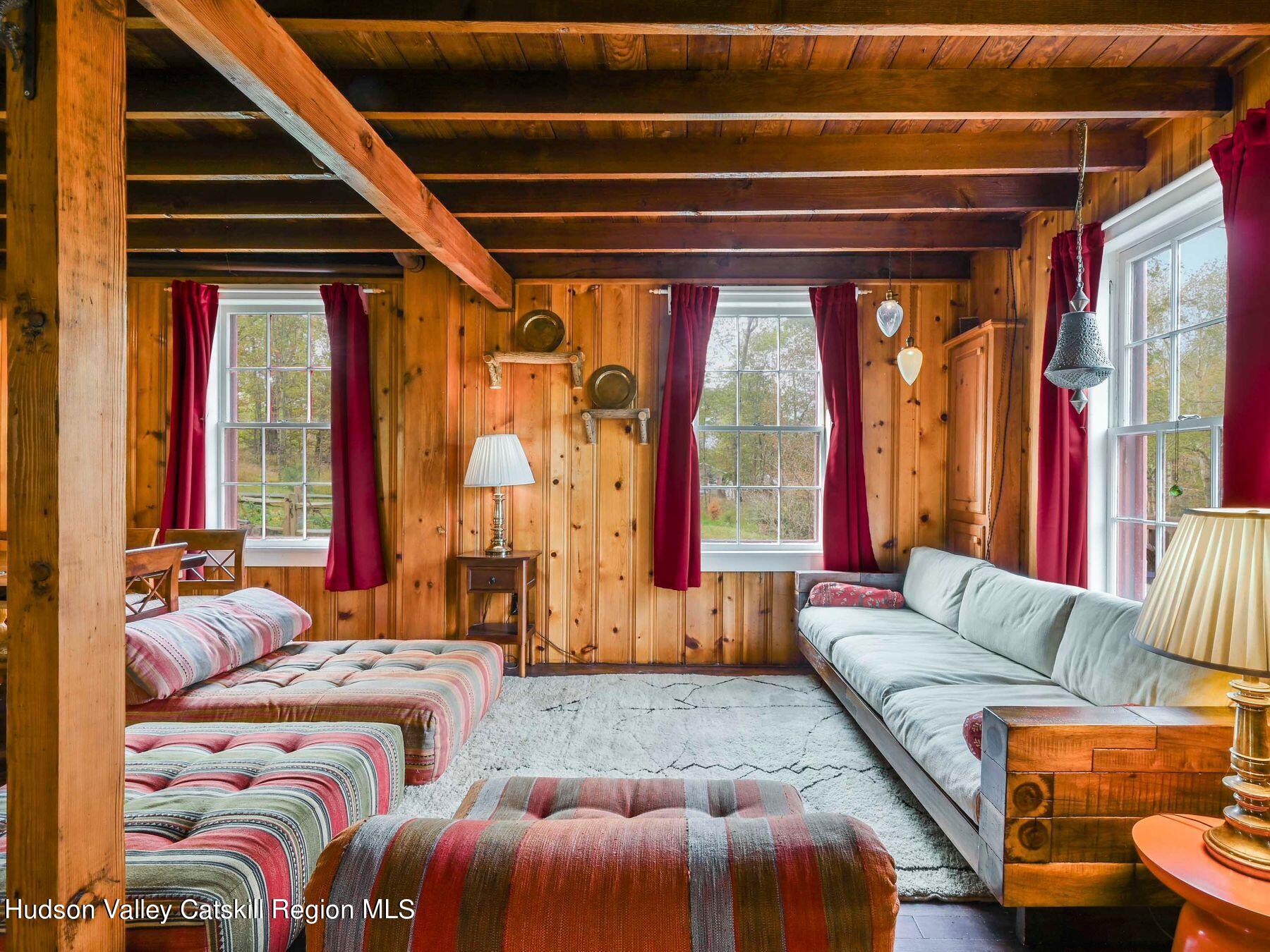 264 Van Vlierden Road Saugerties, NY 12477 - Photo 7 of 59 photo_online_005