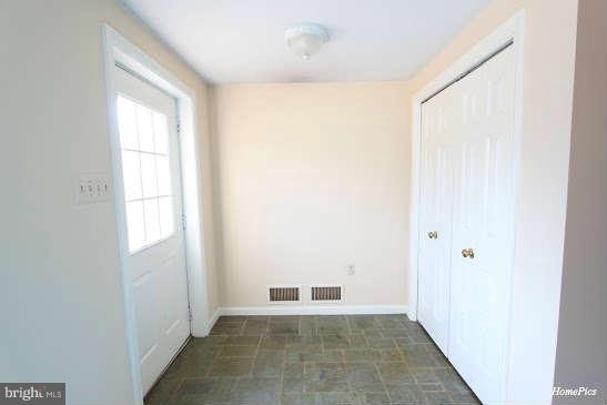 20302 Bent Willow Road Rohrersville, MD 21779 - Photo 26 of 30 In Law/Au Pair Suite Entryway-Private