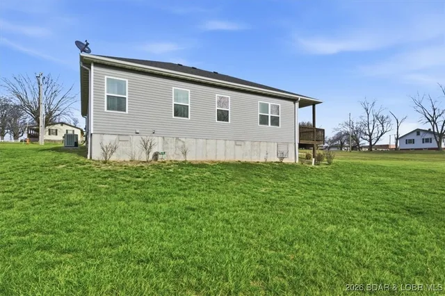 $267,000 | 103 East 15th Street, Eldon, MO 65026