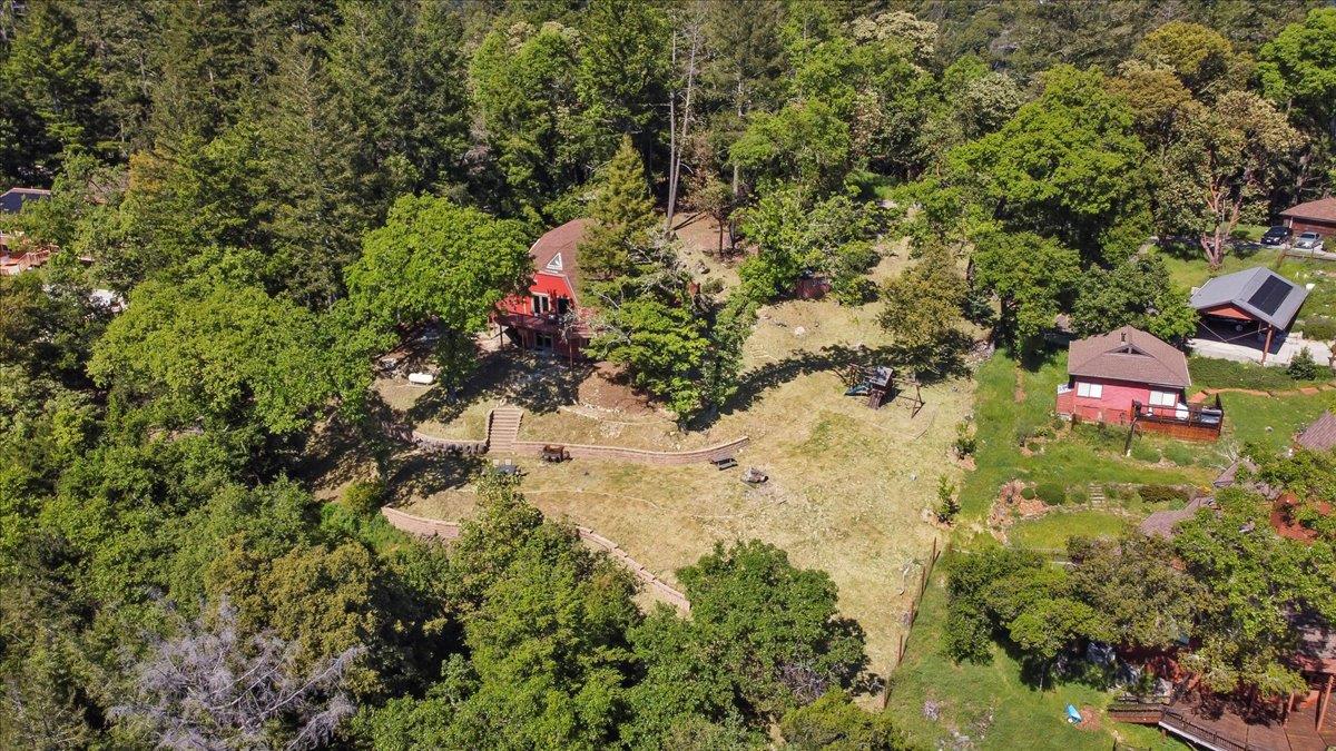 18668 Favre Ridge Road Los Gatos, CA 95033 - Photo 54 of 65 a backyard of a house with lots of green space