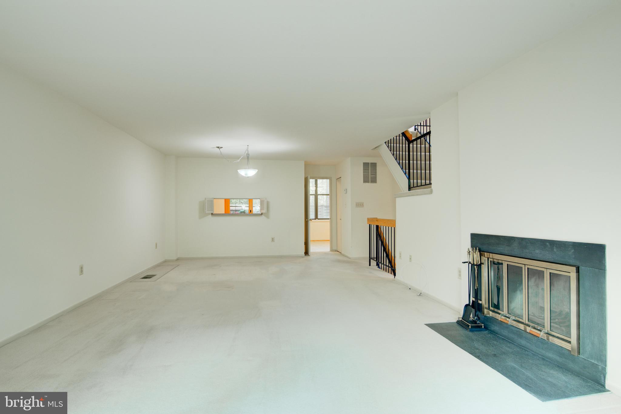 11500 Sunder Court Reston, VA 20190 - Photo 13 of 40