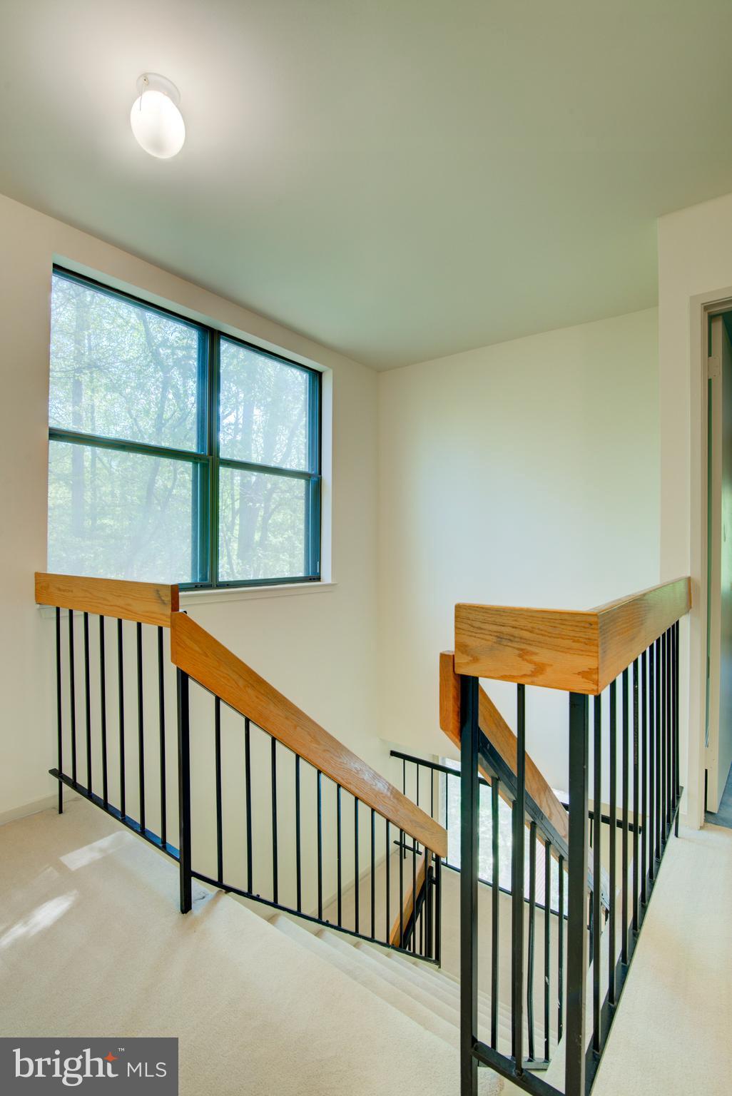 11500 Sunder Court Reston, VA 20190 - Photo 30 of 40 upper hallway. End unit gets extra light!