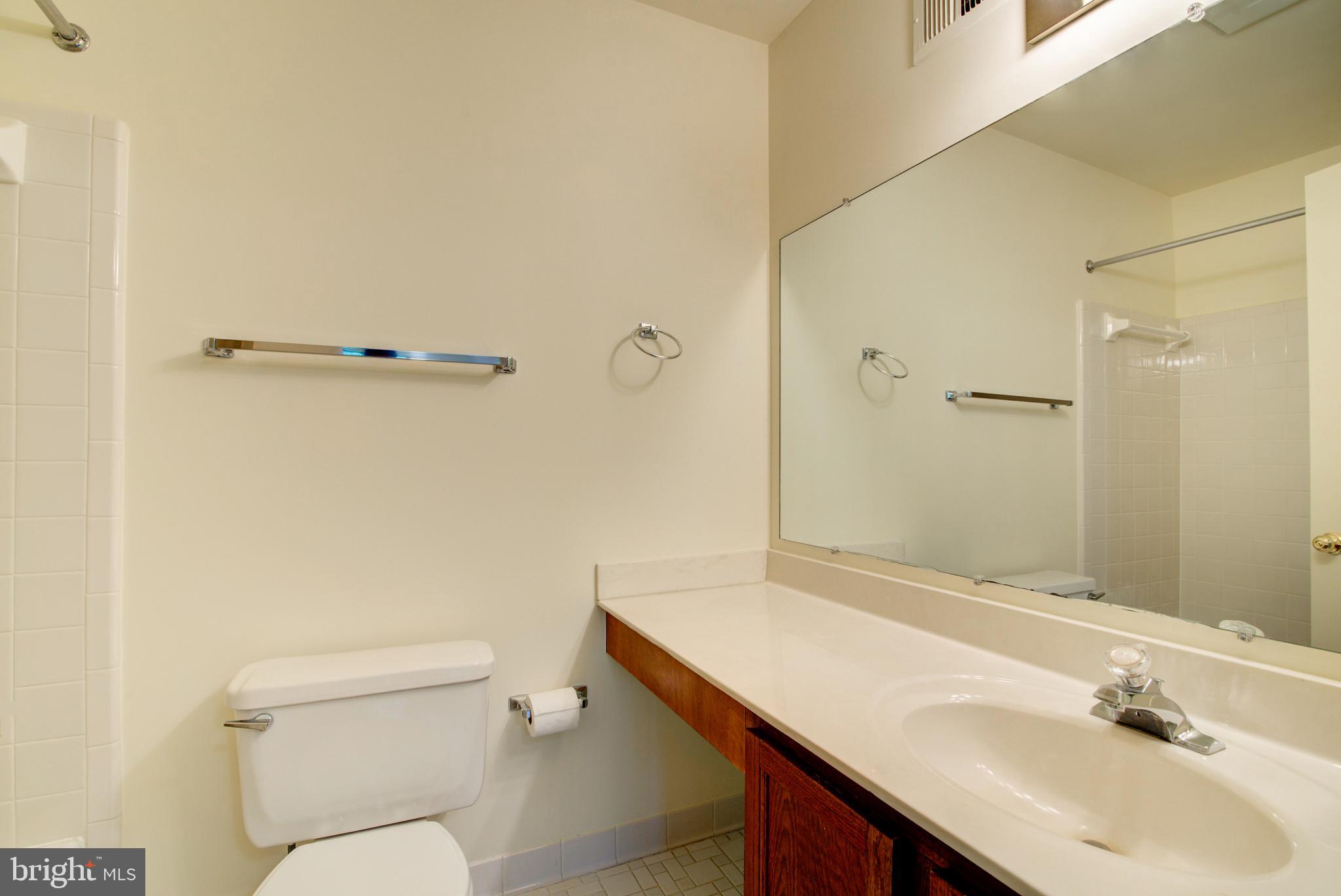 11500 Sunder Court Reston, VA 20190 - Photo 32 of 40