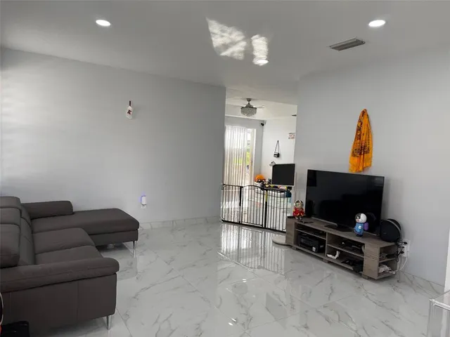 $629,900 | 12611 Southwest 28th Street, Miramar, FL 33027