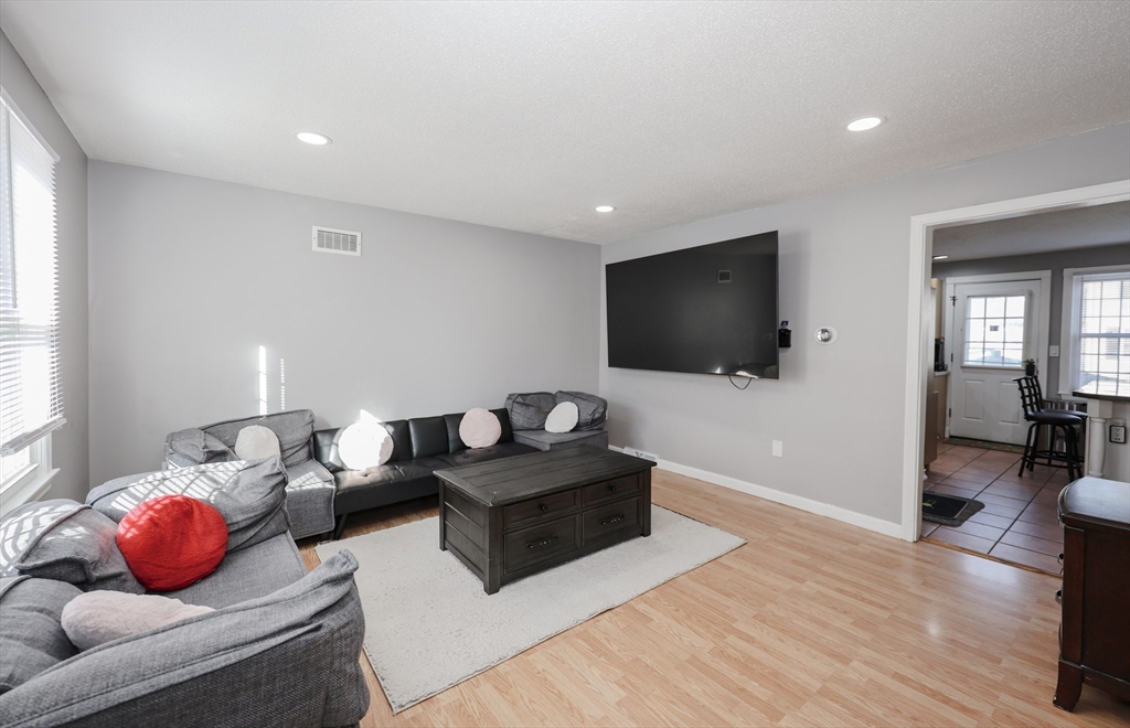 32 A Rockingham Street, Unit 32A Lowell, MA 01852 - Photo 24 of 33