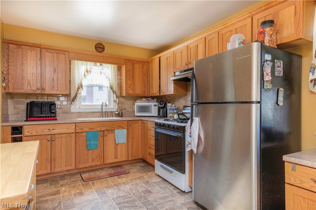 2211 Kirk Road Youngstown, OH 44511 - Photo 11 of 17 Gallery Image 11