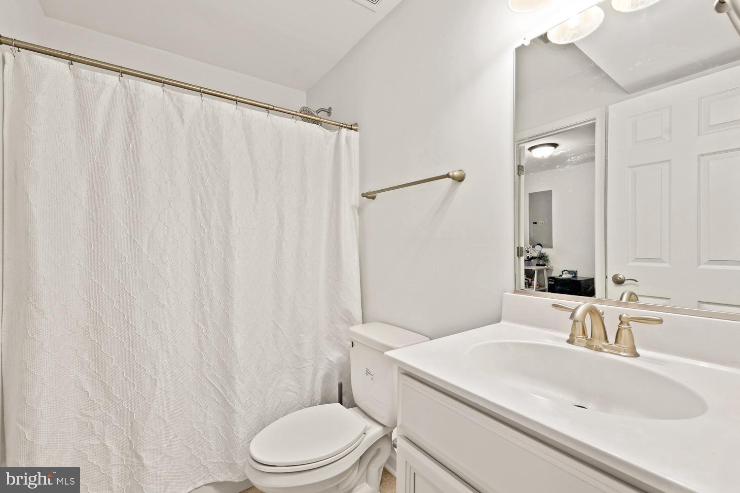 12749 Orange Plank Road Locust Grove, VA 22508 - Photo 25 of 38 Full bathroom on lower level