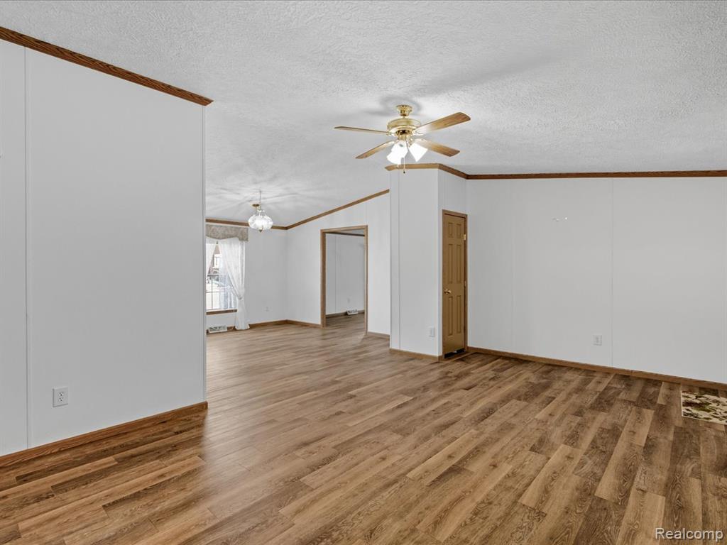 4996 Lakeshore Road Lexington, MI 48450 - Photo 11 of 37 Gallery Image 11
