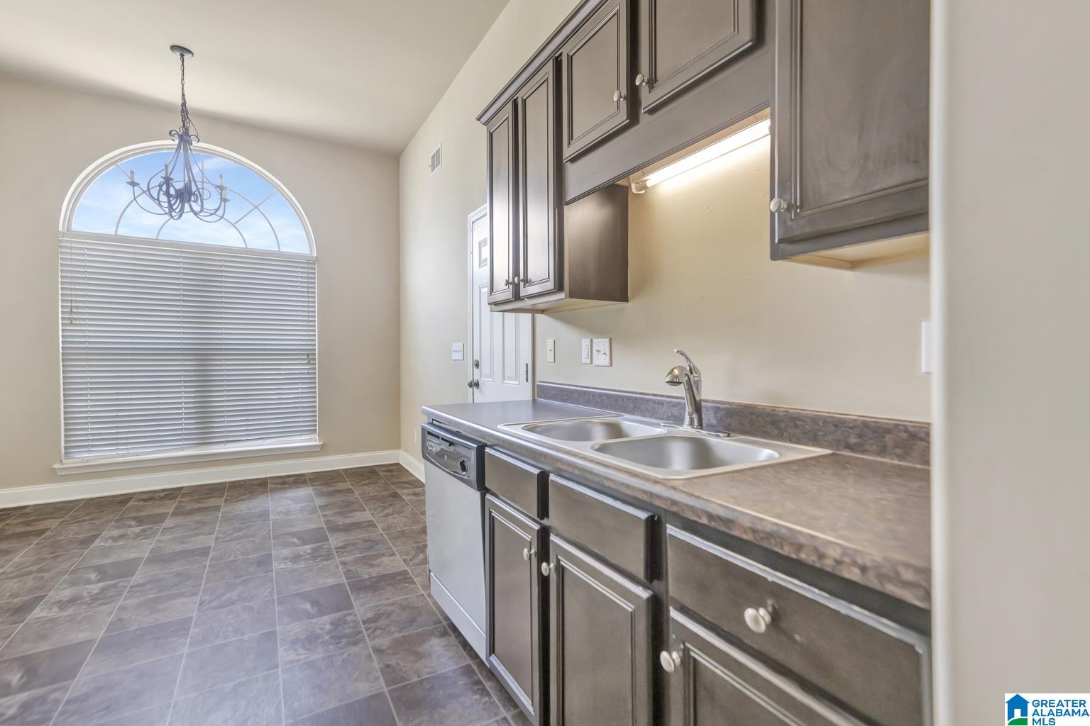 122 Grasonville Road Alabaster, AL 35007 - Photo 5 of 35