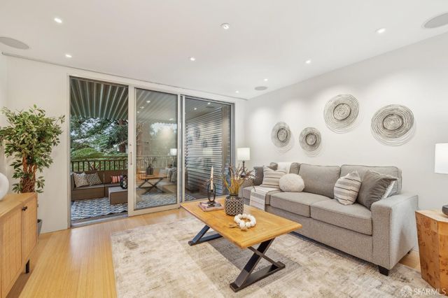 $2,075,000 | 3343 Folsom Street, San Francisco, CA 94110