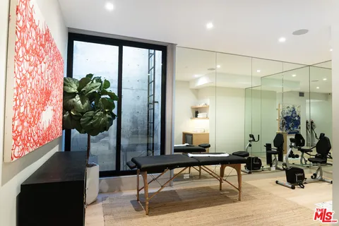 $12,950,000 | 2641 Hutton Drive, Beverly Hills, CA 90210