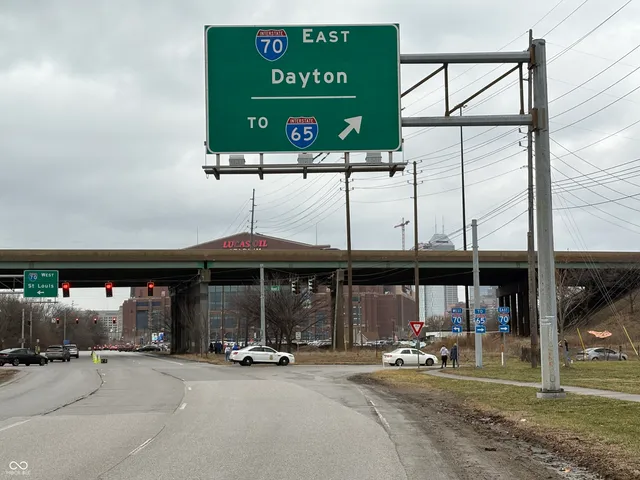 $279,500 | 110 Wisconsin Street, Indianapolis, IN 46225