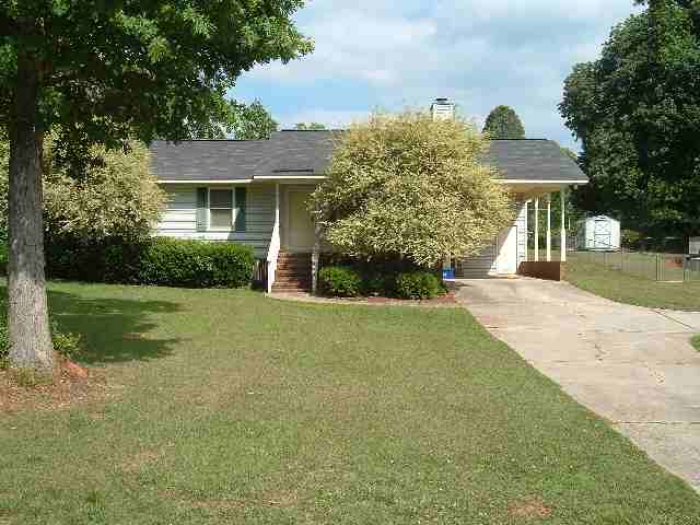 222 Charles Road Greenwood, SC 29649 - Photo 1 of 1 Main View