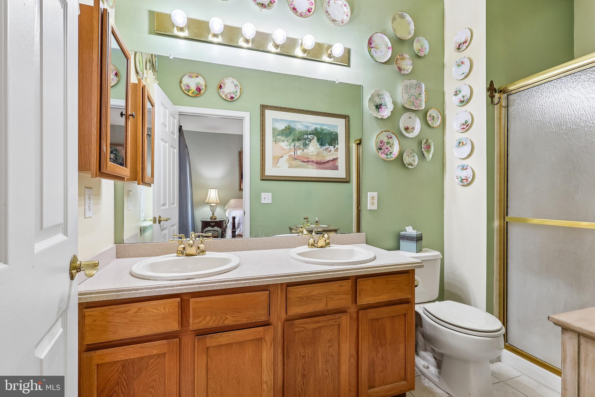 340 Lisa Way Riverton, NJ 08077 - Photo 19 of 44